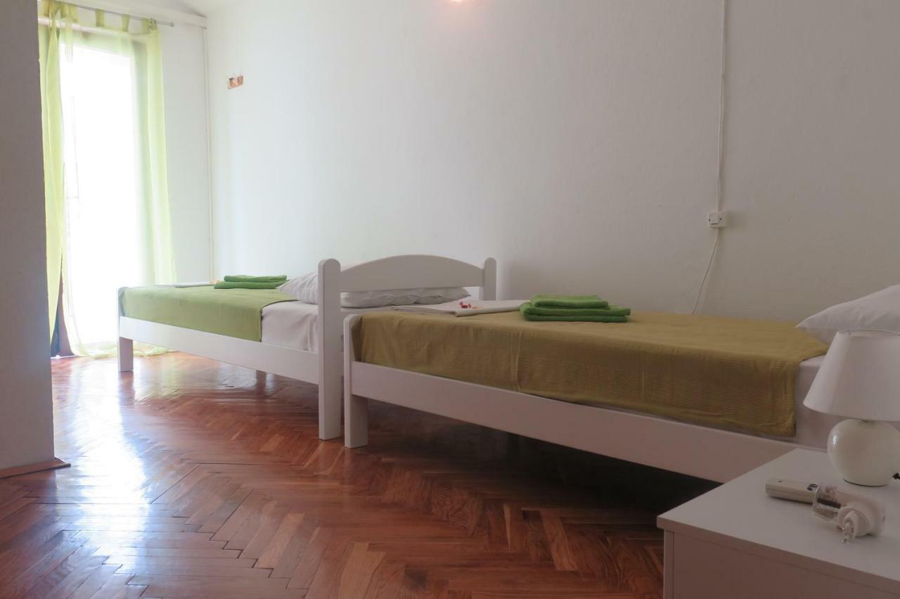Lumbrela Apartments Starigrad Paklenica Εξωτερικό φωτογραφία