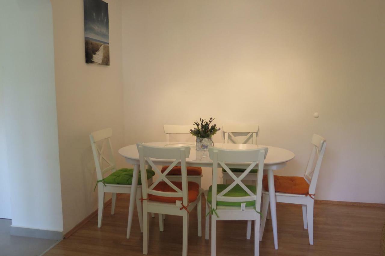 Lumbrela Apartments Starigrad Paklenica Εξωτερικό φωτογραφία