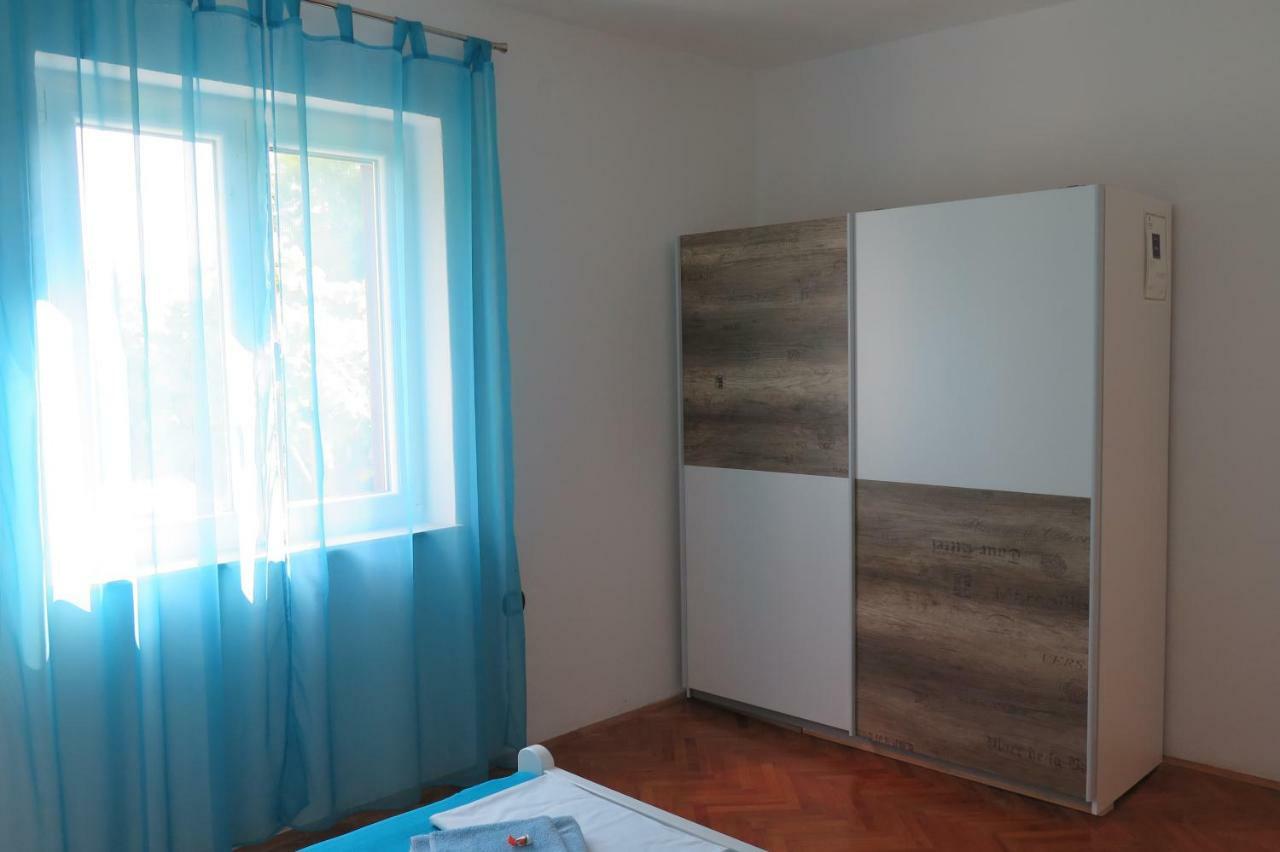 Lumbrela Apartments Starigrad Paklenica Εξωτερικό φωτογραφία